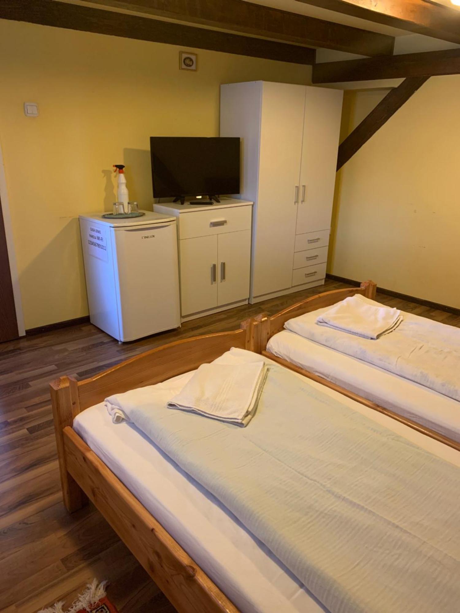 Hotel Casa Lenke Săcele Zewnętrze zdjęcie